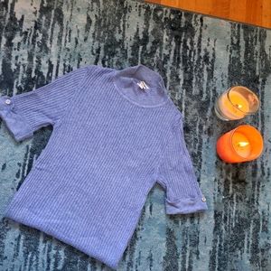 Light blue quarter sleeved knitwear, size: medium